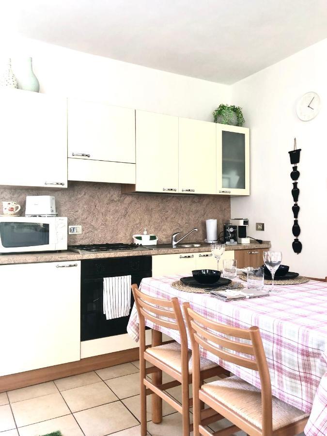 Apartamento Casa Nonna Elide Besozzo Exterior foto