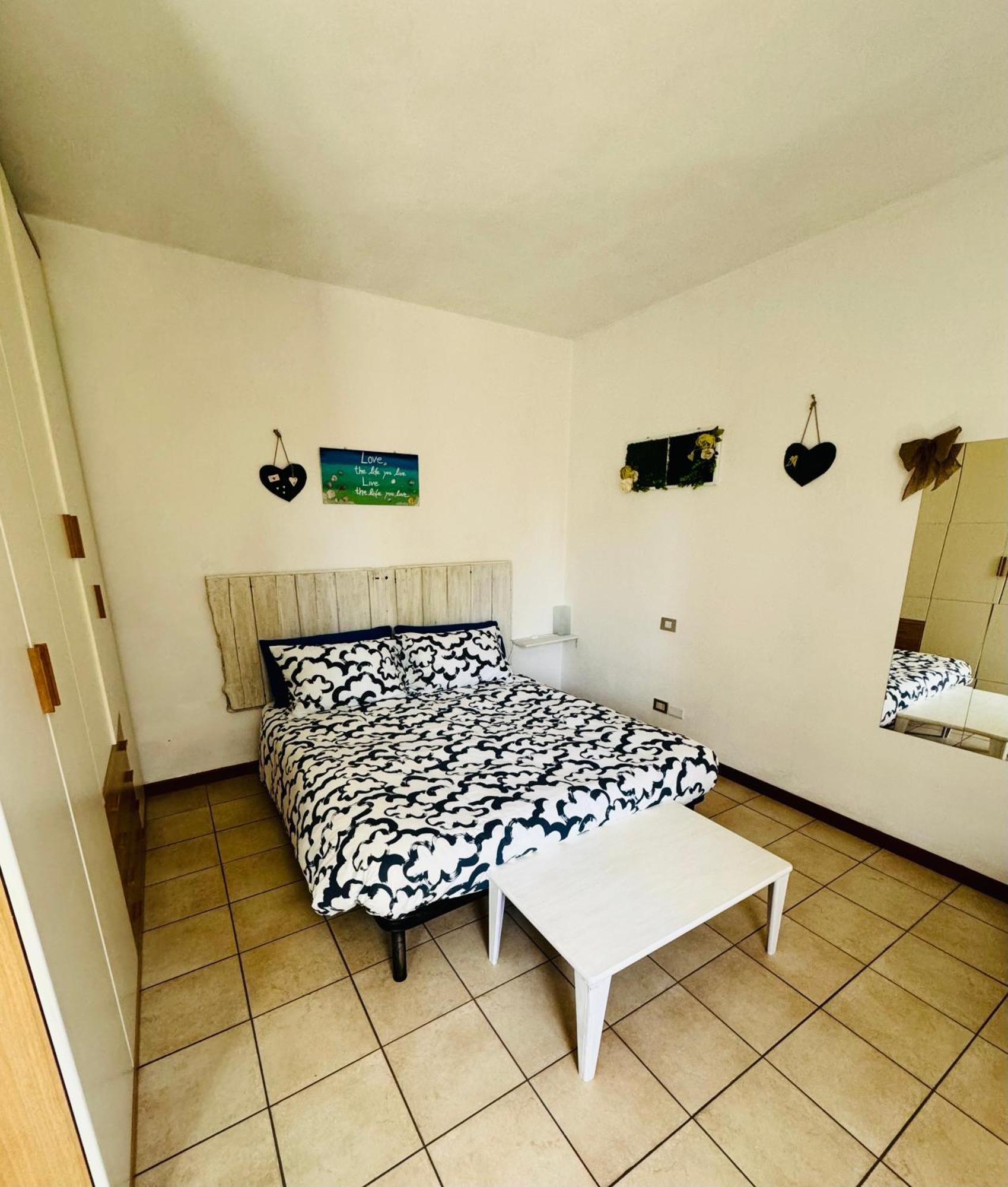 Apartamento Casa Nonna Elide Besozzo Exterior foto